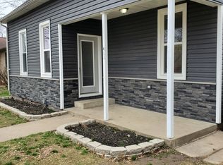 411 W Church St, Mascoutah, IL