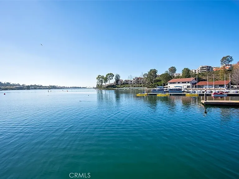 11 Paloma Dr — Photo 22