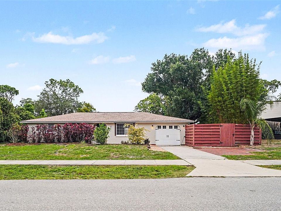 1st image of 2111 Fairfield Ave