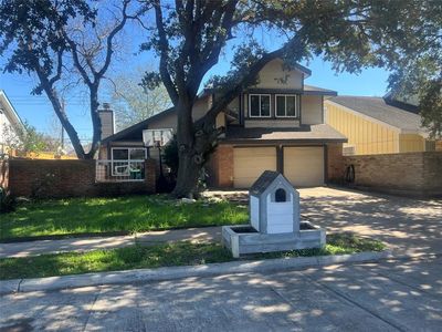 10515 Chapel Hill Dr, Houston, TX, 77099