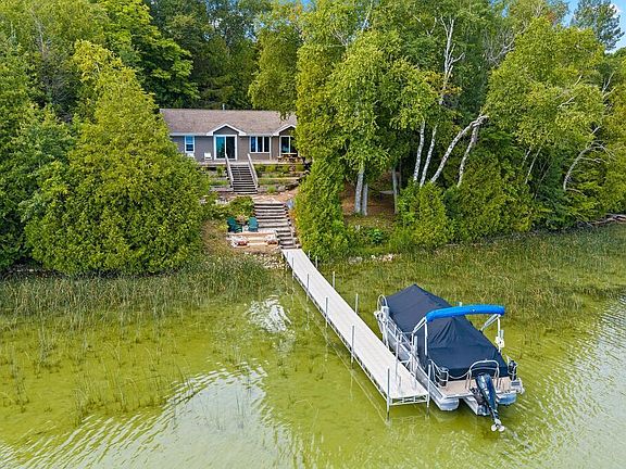 2nd image of 5526 Butts Rd