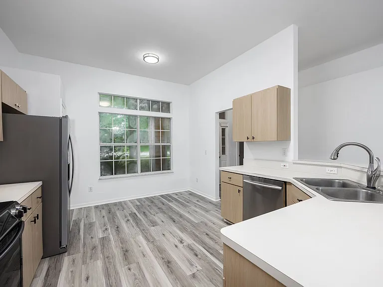 6106 SW 85th St — Photo 12