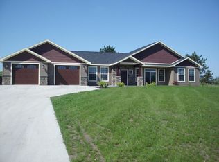 1426 Long Lake Dr, Detroit Lakes, MN 56501