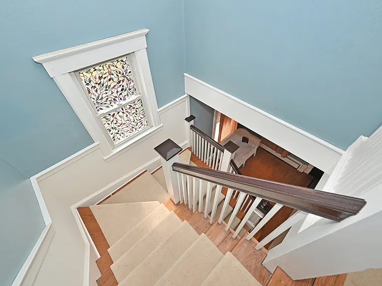 264 Morse Ave — Photo 14