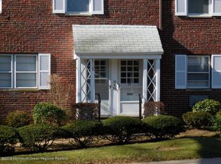 57 Manor Dr, Red Bank, NJ 07701