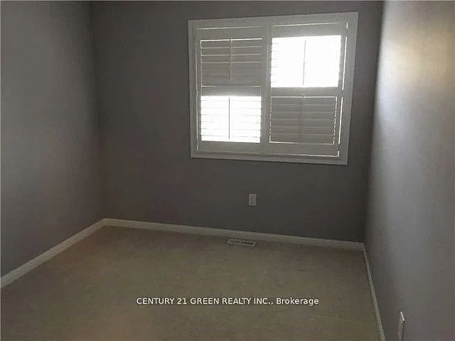 1048 Haxton Hts — Photo 14