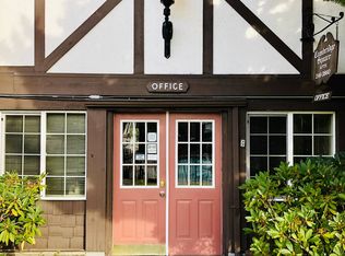 Cambridge Square, Seattle, WA 98148