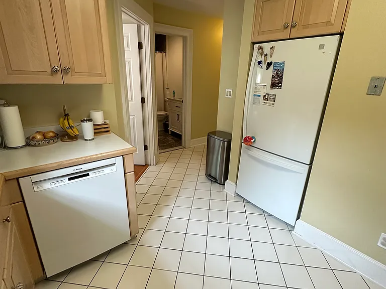 12 Academy St #4C — Photo 11