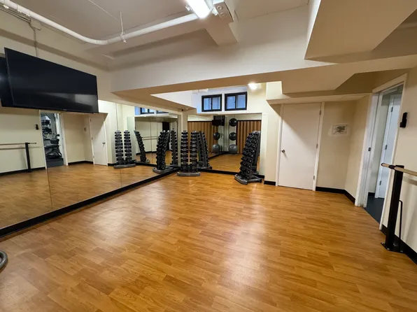 69-10 Yellowston Boulevard image 13 of 14