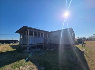 376 Comeaux Dr, Lockport, LA 70374