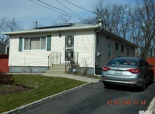 55 Garden City Ave, Wyandanch, NY 11798