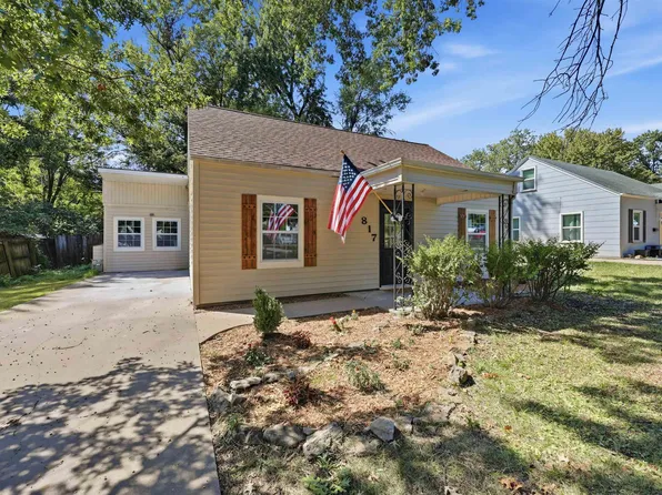 817 SW Oakley Ave, Topeka, KS 66606