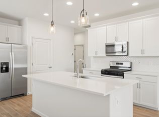 9769 N Summerstone Ave, Tucson, AZ 85743