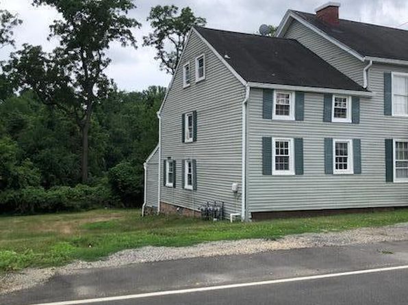 5 Pleasant Valley Rd APT 3