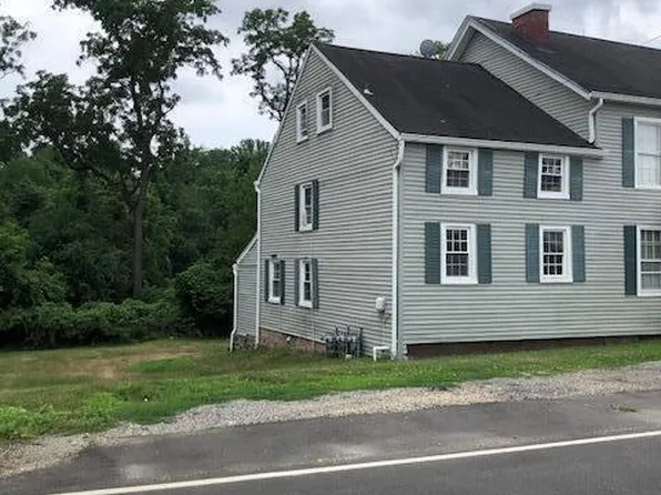 5 Pleasant Valley Rd APT 3, Holmdel, NJ 07733