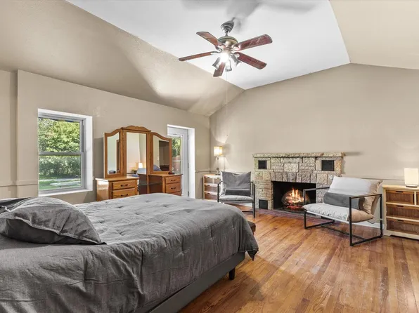 7118 N Lannon ROAD, Lannon, WI 53046