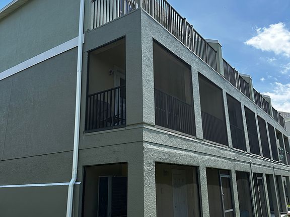 Outside back of townhome