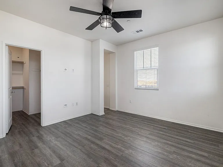 5405 San Virgilio — Photo 8