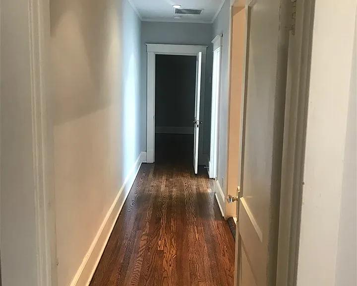 688 S Mansfield St — Photo 13