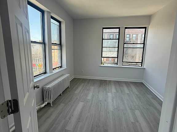 3rd image of 30-01 37th St #3