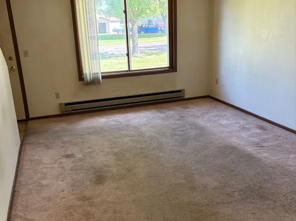 604 Hollywood Dr, 604 Hollywood Dr #1, Merrill, WI 54452