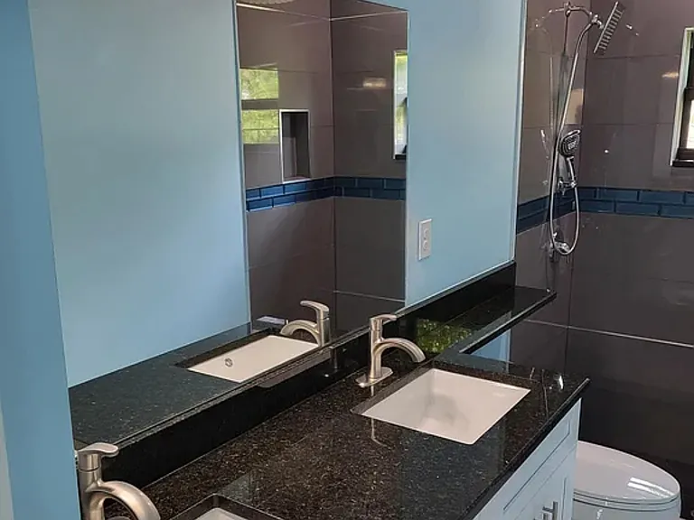 409 Broward Ave — Photo 16