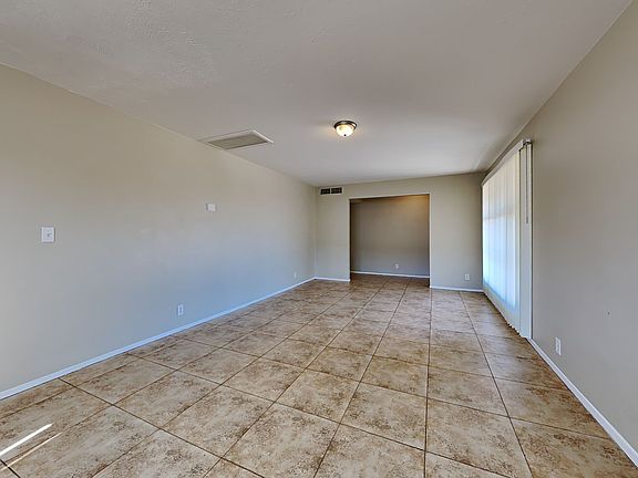 3rd image of 4046 W Northview Ave