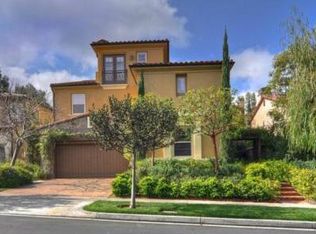 46 Climbing Vine, Irvine, CA 92603