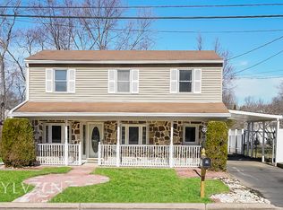 1528 Robinson Ave, Willow Grove, PA 19090