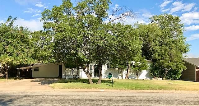 1st image of 817 Crescent Dr