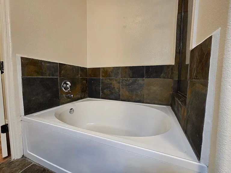 1405 Vegas Verdes Dr #D109 — Photo 17