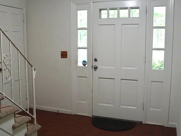 73 Moriarity Dr — Photo 18