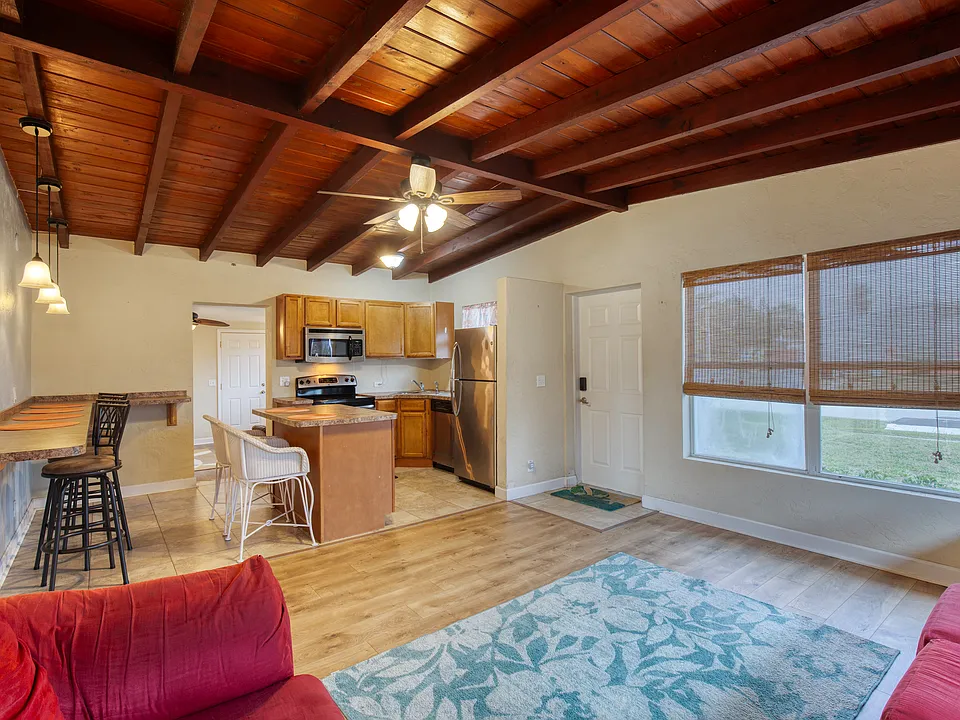 114 Lynnhurst Dr