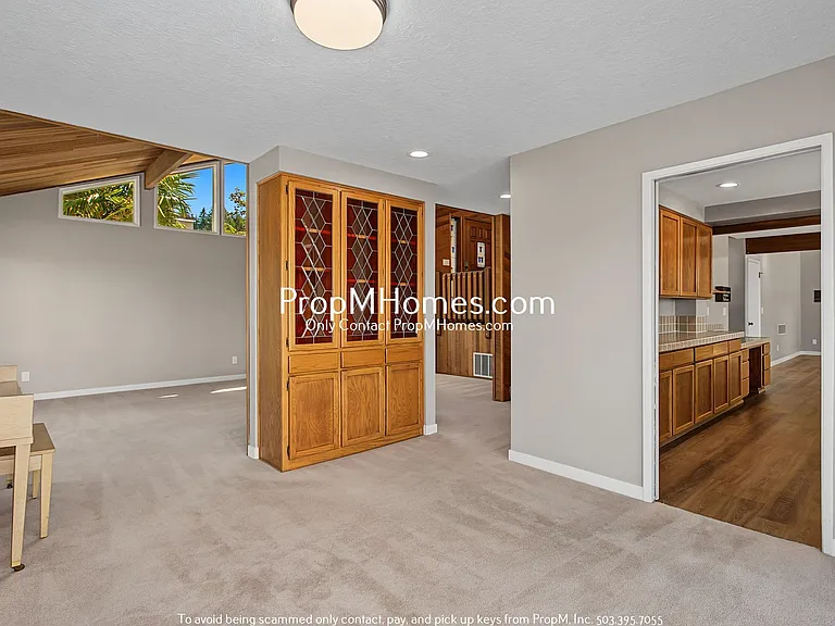 8271 SW 184th Ave — Photo 7