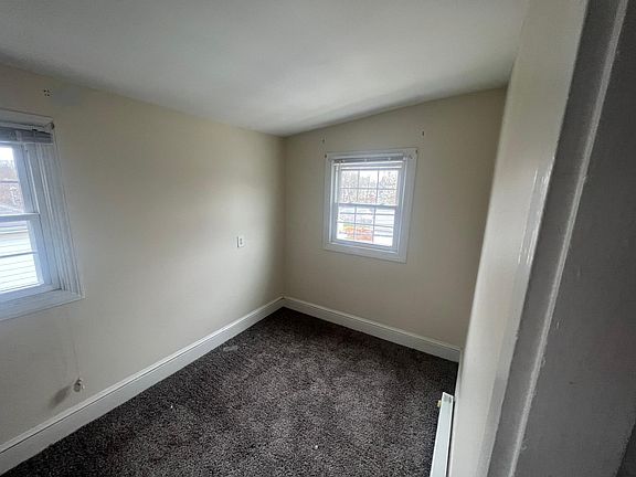2nd image of 287 Bassett Ave APT 3