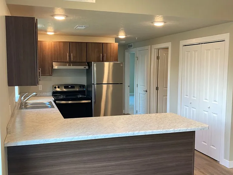 2606 Apache Court Suites 101 4 #201-301 — Photo 50