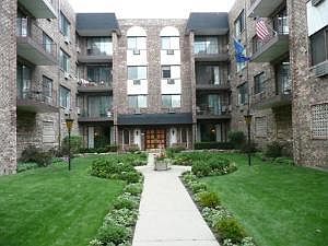 1st image of 722 S Graceland Ave #203