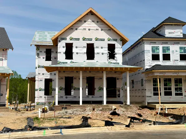 1816 Lumineer Ln, Wendell, NC 27591