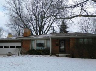 1737 Barrington Pl, Ann Arbor, MI 48103