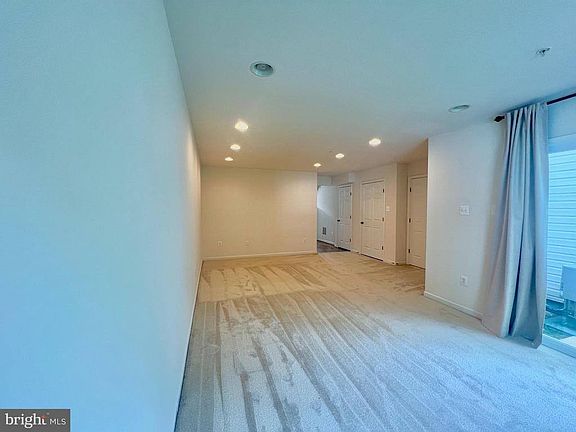 3rd image of 11620 Amaralles Dr