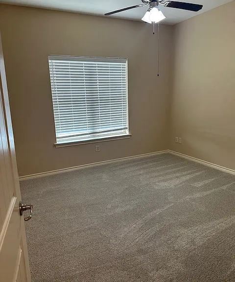 1445 N Hill St #104 — Photo 3