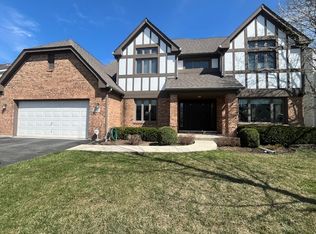 1611 Verde Ln, Mundelein, IL 60060