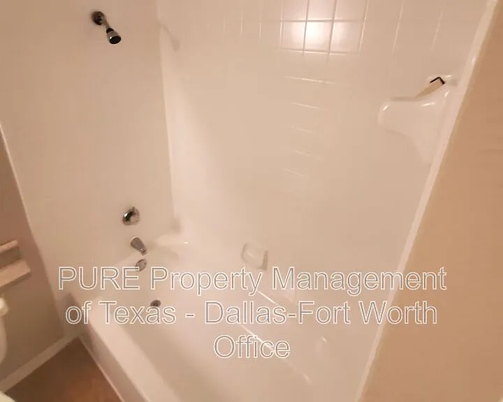 18333 Roehampton Dr #923 — Photo 6