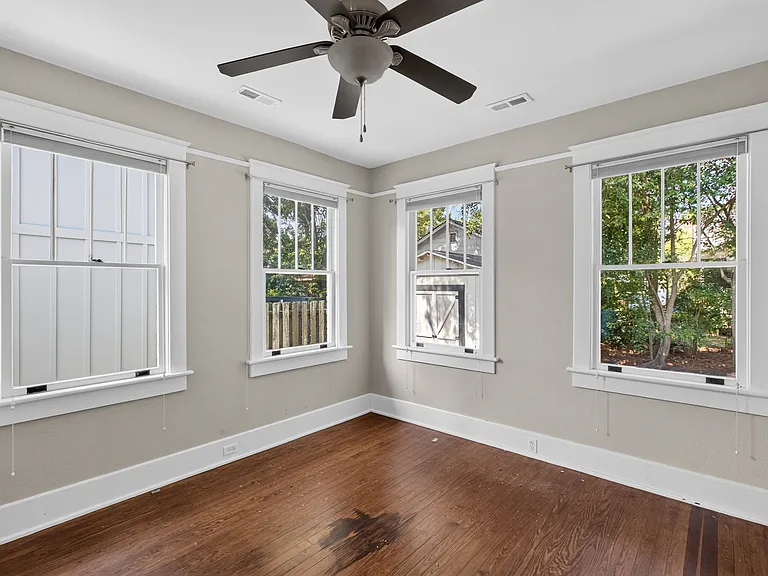 831 Rutledge Ave — Photo 10