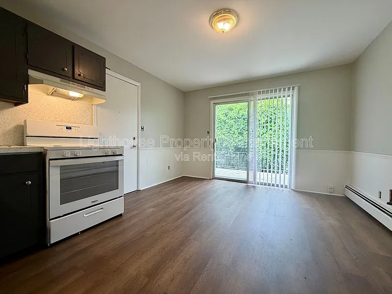 143 Exchange St SE #B — Photo 19