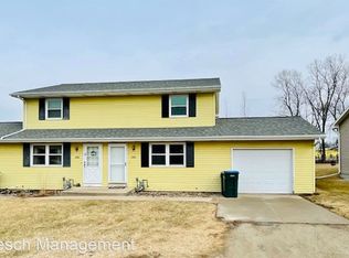 1354 W Hiawatha Dr, Appleton, WI 54914