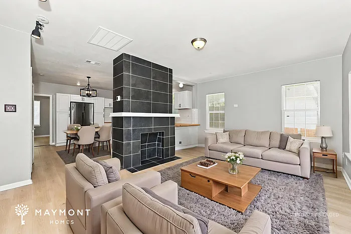 823 Havendon Cir — Photo 4