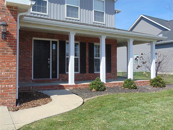 3rd image of 58 Oakshire Dr