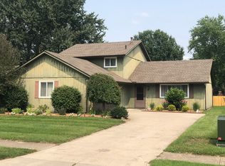 1040 Yarmouth Rd, Grafton, OH 44044
