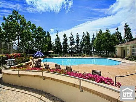Large Community pool, Club house and private fitness center included in the rent